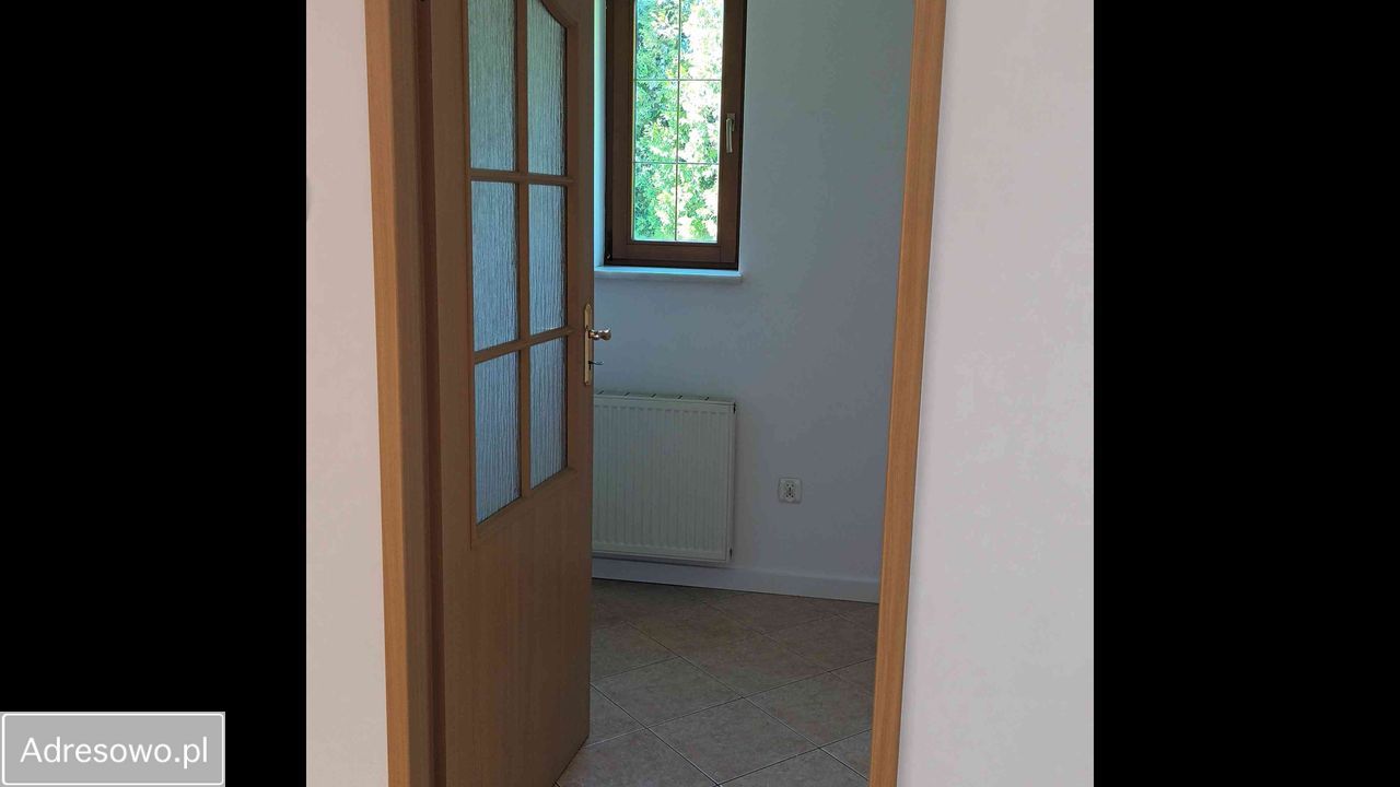 dom wolnostojący, 5 pokoi Rączna. Zdjęcie 10