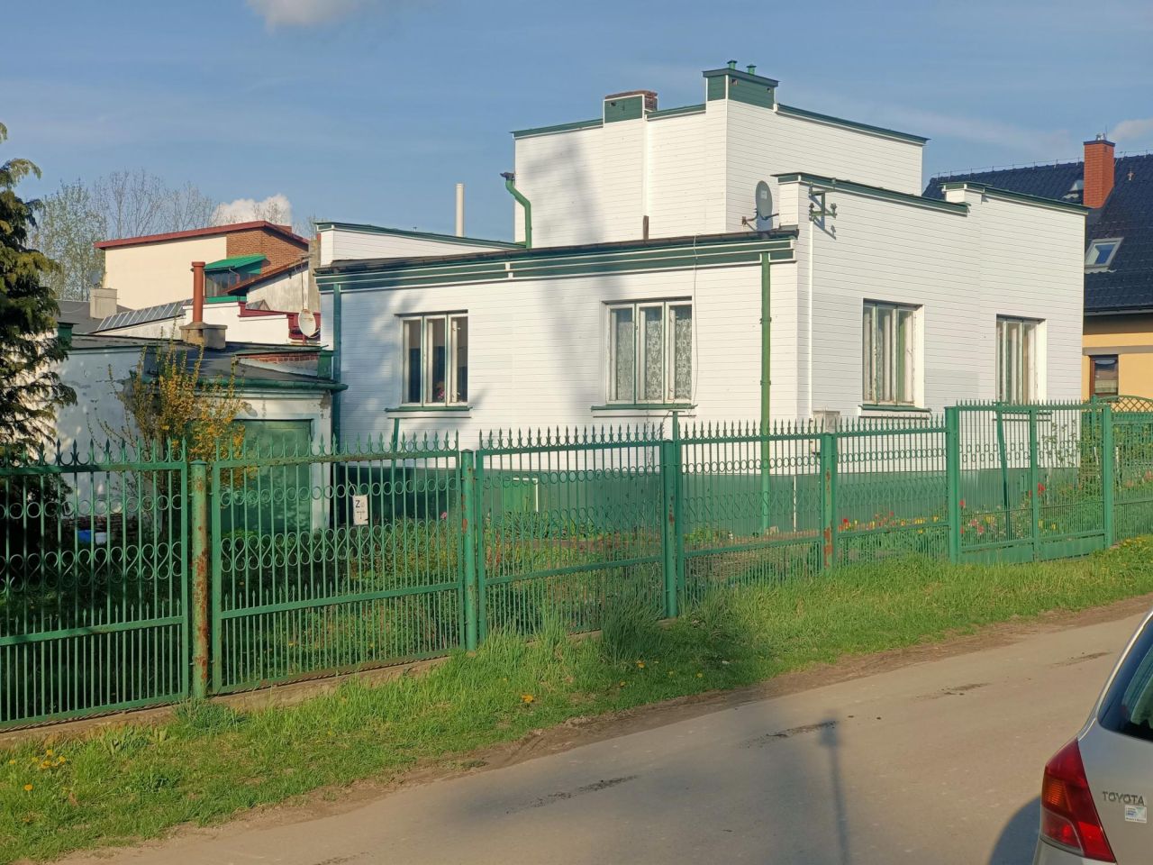 dom wolnostojący, 4 pokoje Radom Obozisko, ul. Ozdobna