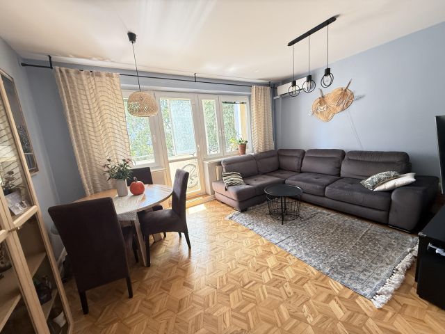 Mieszkanie 3-pokojowe Warszawa Ursynów, ul. Benedykta Polaka. Zdjęcie 1
