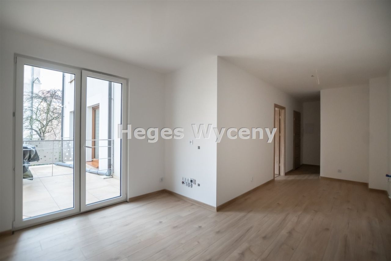 Mieszkanie 2-pokojowe Legnica. Zdjęcie 4