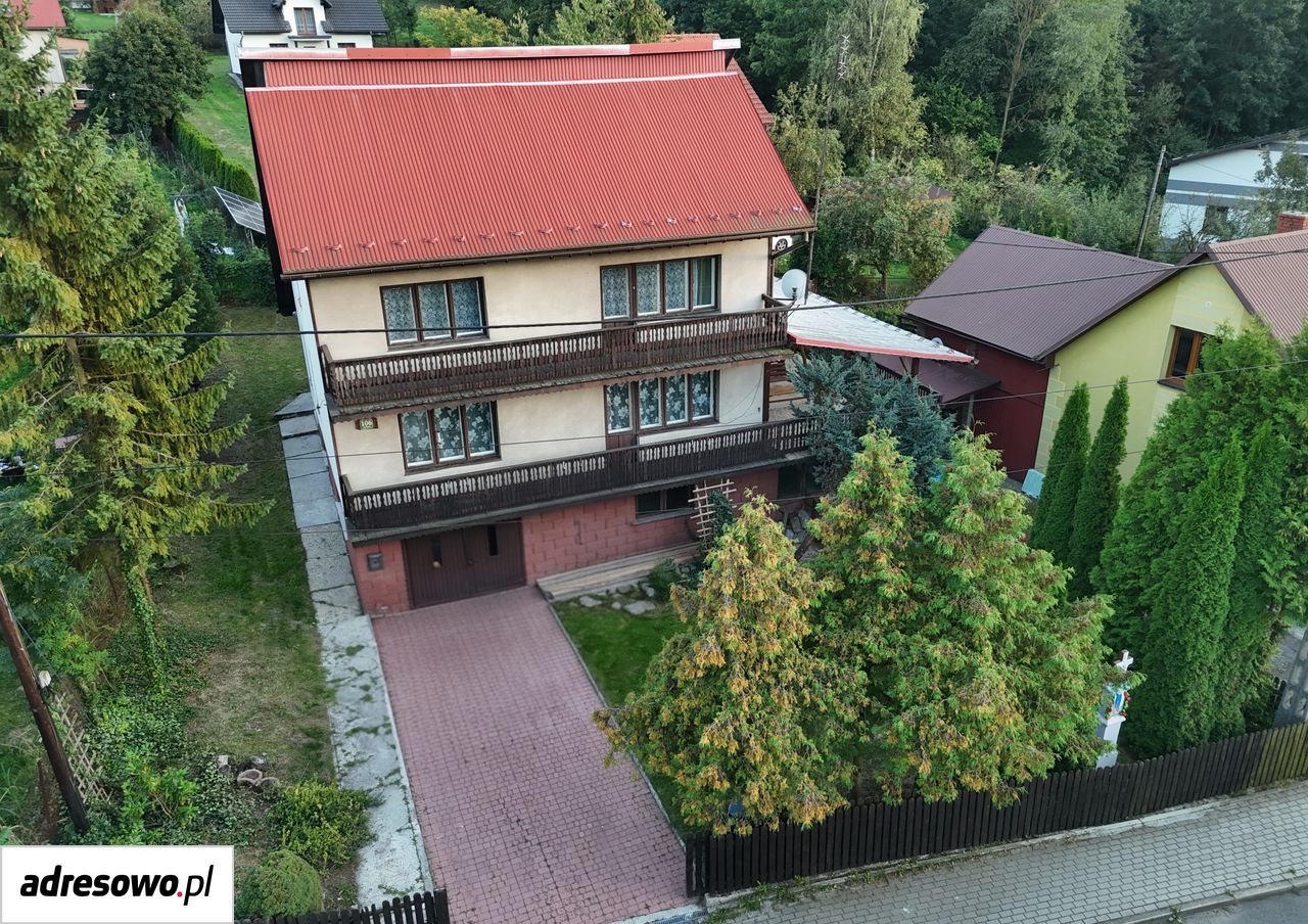 dom wolnostojący, 4 pokoje Pewel Ślemieńska, ul. Krakowska. Zdjęcie 1
