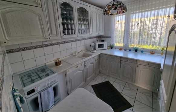 Mieszkanie 3-pokojowe Dzierżoniów, os. Różane. Zdjęcie 3