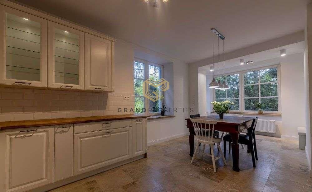 dom wolnostojący, 7 pokoi Łomianki, ul. Graniczna. Zdjęcie 3