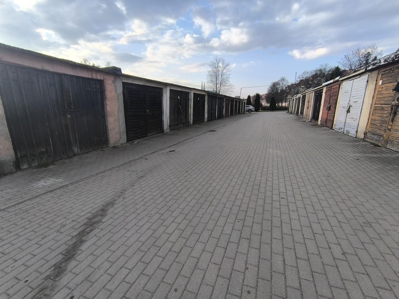 Garaż/miejsce parkingowe Zgorzelec, ul. Ignacego Daszyńskiego. Zdjęcie 1