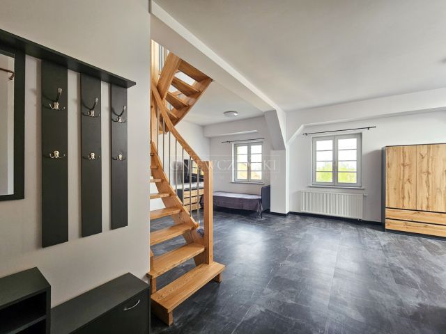 Mieszkanie 3-pokojowe Grodków, rynek Rynek. Zdjęcie 1