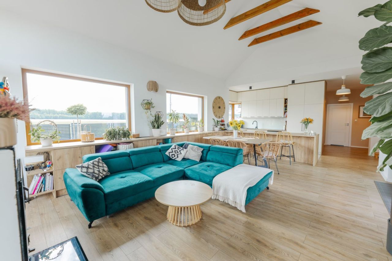 dom wolnostojący, 4 pokoje Szadki. Zdjęcie 5