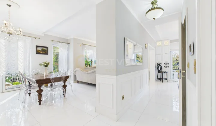 dom wolnostojący, 6 pokoi Marki, ul. Wenecka