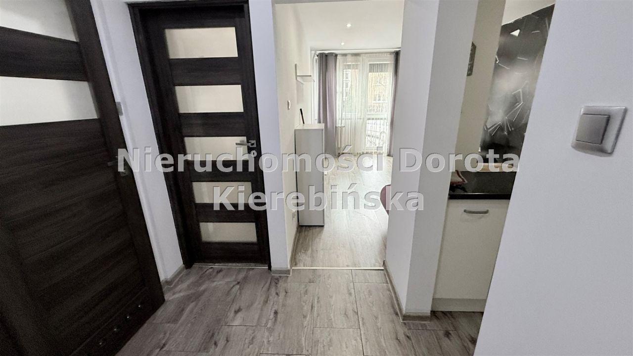 Mieszkanie 2-pokojowe Tomaszów Mazowiecki, ul. Barlickiego. Zdjęcie 2