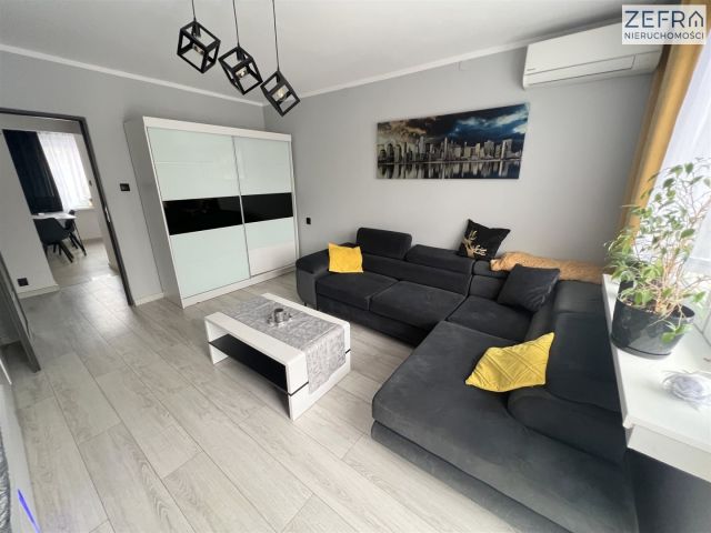 Mieszkanie 2-pokojowe Kraków Żabiniec, ul. ks. Kazimierza Siemaszki. Zdjęcie 1