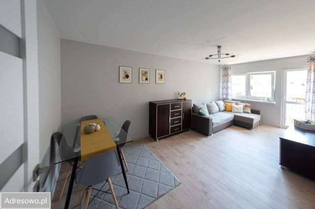 Mieszkanie 2-pokojowe Łódź Żubardź, ul. Żubardzka. Zdjęcie 1
