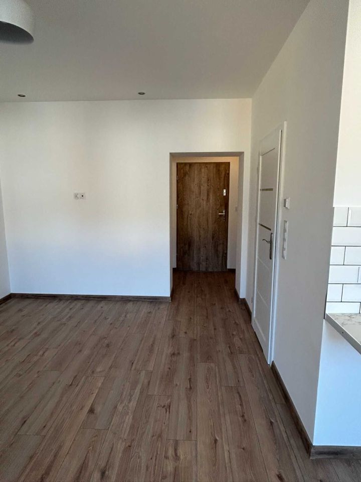 Mieszkanie 1-pokojowe Wałbrzych, ul. Kombatantów. Zdjęcie 3