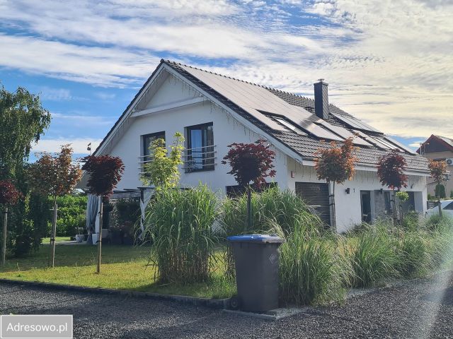 dom wolnostojący, 6 pokoi Lasów. Zdjęcie 1