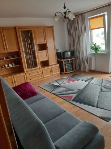 Mieszkanie 3-pokojowe Piaski, ul. 3 Maja. Zdjęcie 1