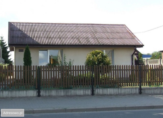 dom wolnostojący, 3 pokoje Ostrów Wielkopolski, ul. Topolowa. Zdjęcie 1