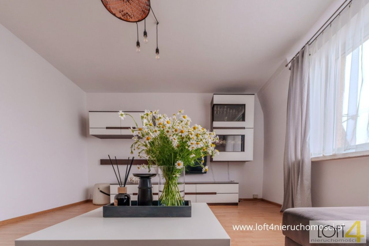 Mieszkanie 3-pokojowe Nowy Sącz, ul. Mikołaja Reja. Zdjęcie 2