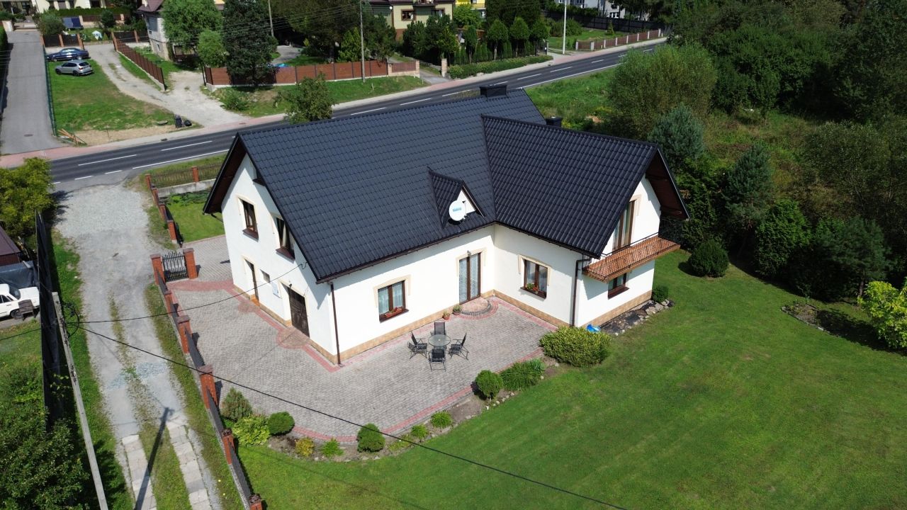 dom wolnostojący, 6 pokoi Maków Podhalański, ul. Wolności. Zdjęcie 1