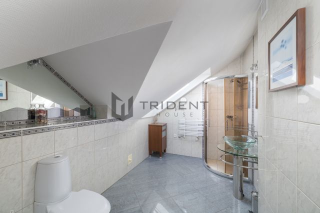 dom wolnostojący, 7 pokoi Łoś. Zdjęcie 18