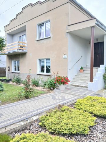 dom wolnostojący, 6 pokoi Cieszków, ul. Piaskowa. Zdjęcie 1