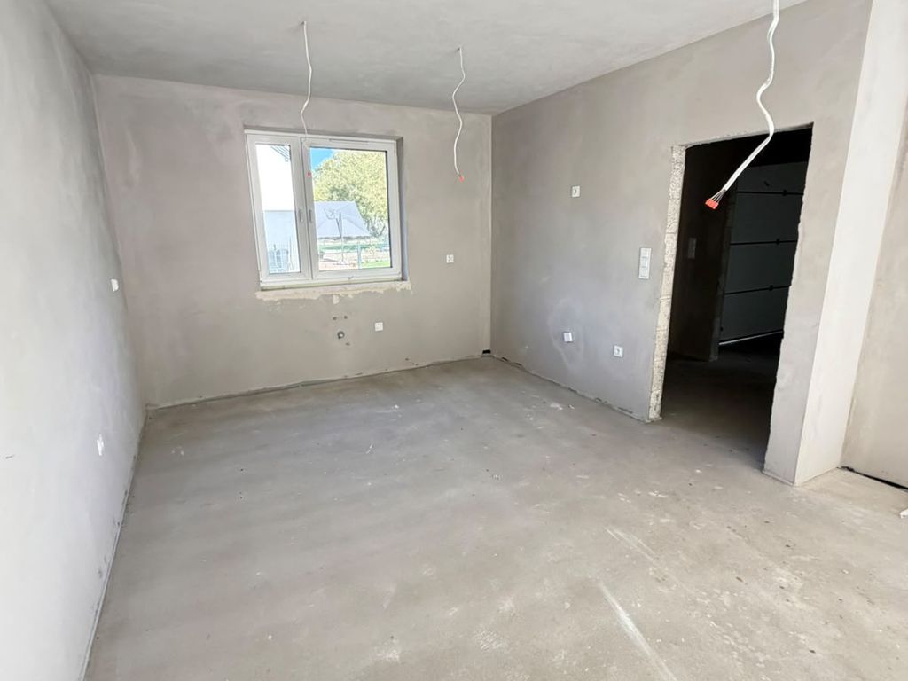 bliźniak, 5 pokoi Skierdy, ul. Modlińska. Zdjęcie 12