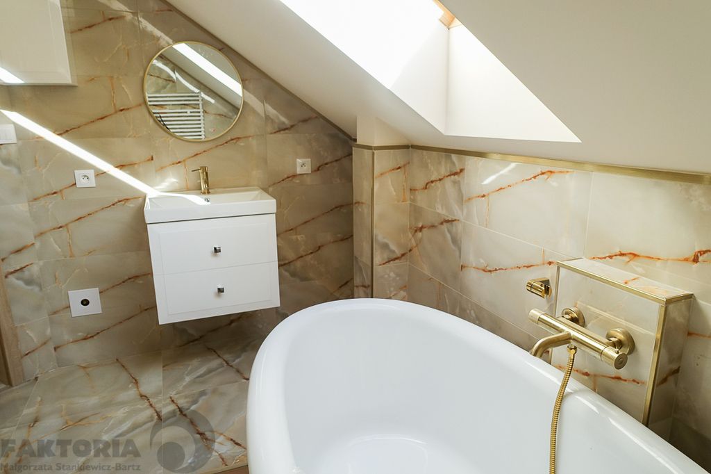 bliźniak, 5 pokoi Dobra. Zdjęcie 6