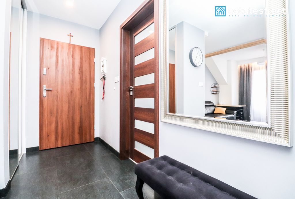 Mieszkanie 3-pokojowe Rączna. Zdjęcie 13