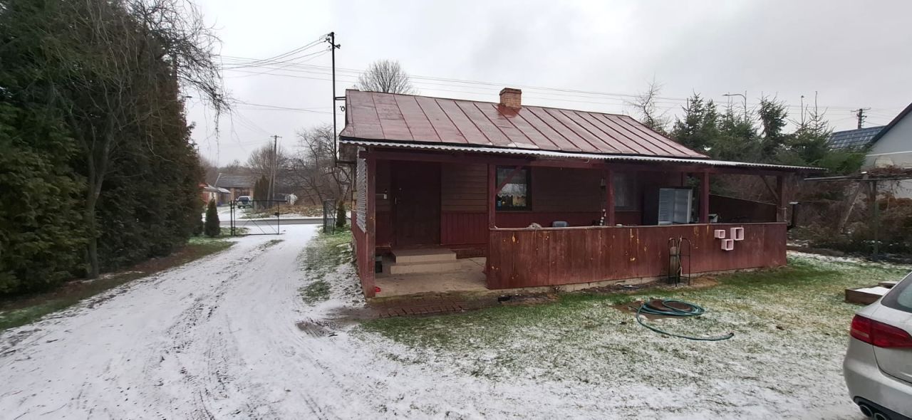 dom wolnostojący, 2 pokoje Brzeziny. Zdjęcie 5