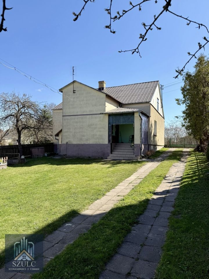 dom wolnostojący, 3 pokoje Mała Huta. Zdjęcie 1