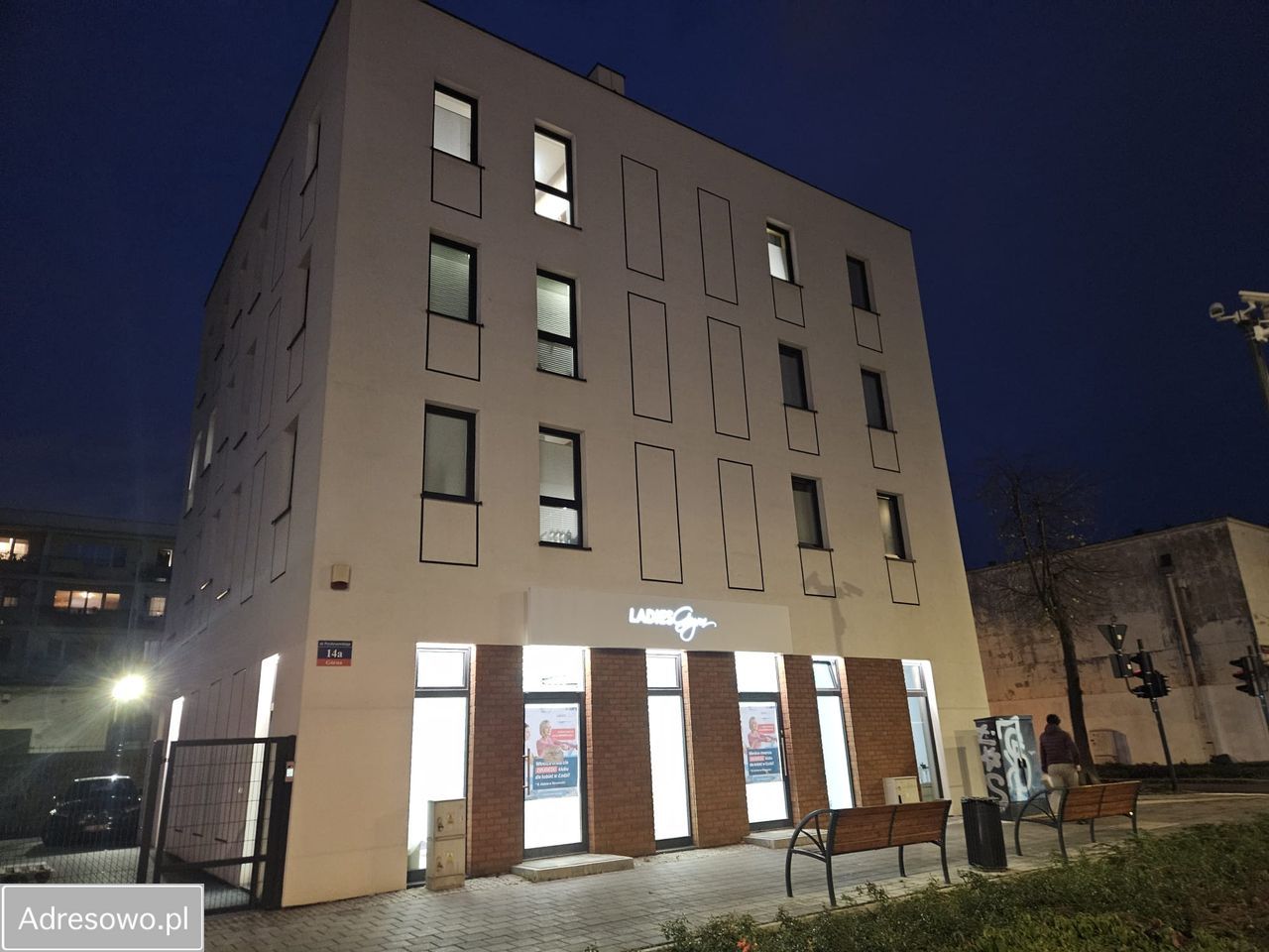 Lokal Łódź Górna, ul. Stanisława Przybyszewskiego. Zdjęcie 2