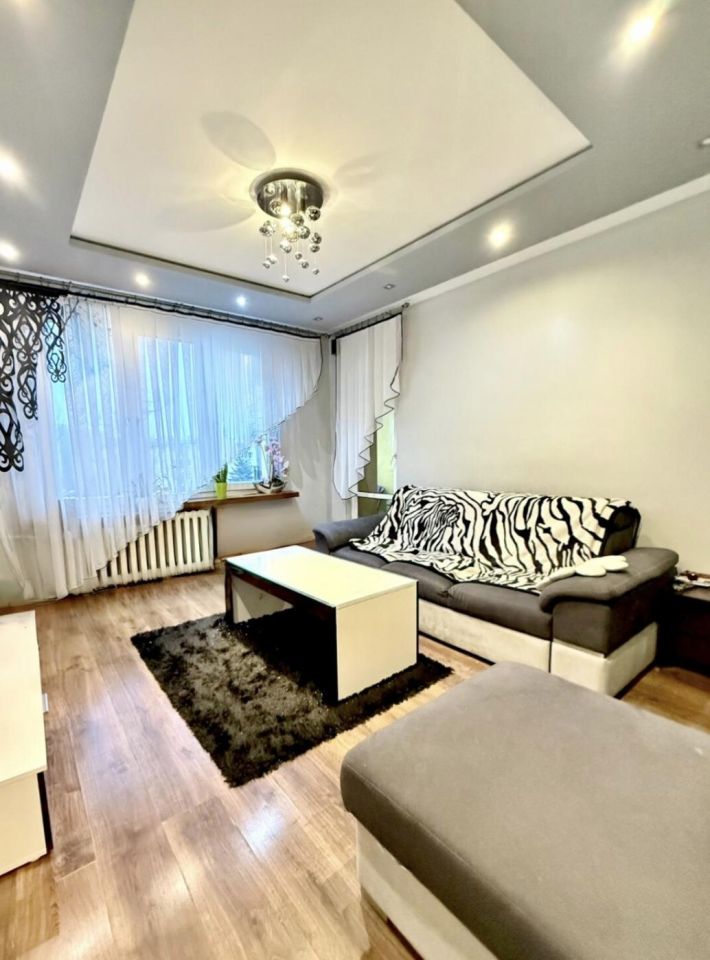 Mieszkanie 3-pokojowe Dąbrowa Górnicza Gołonóg, ul. Józefa Bema. Zdjęcie 1