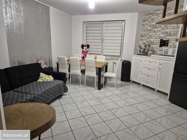 Mieszkanie 3-pokojowe Ostrów Wielkopolski, ul. Konopnickiej. Zdjęcie 1