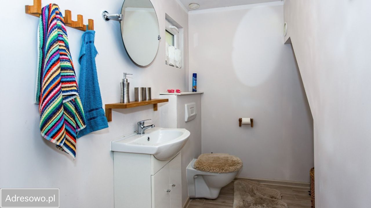 dom wolnostojący, 4 pokoje Łabapa. Zdjęcie 5