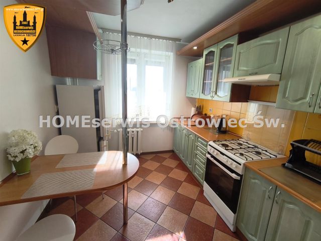 Mieszkanie 3-pokojowe Ostrowiec Świętokrzyski Centrum. Zdjęcie 1