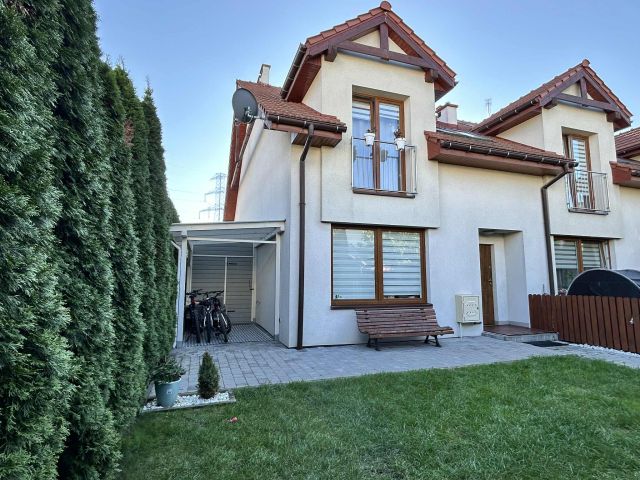 Mieszkanie 4-pokojowe Zgorzała, ul. Kukułki. Zdjęcie 1