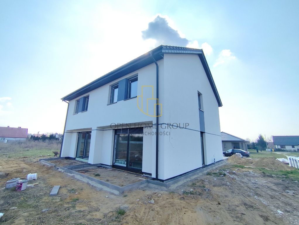 bliźniak, 4 pokoje Ligota Piękna. Zdjęcie 2