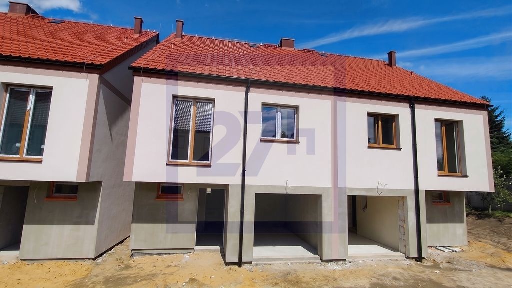 bliźniak, 5 pokoi Miękinia, ul. Osiedlowa. Zdjęcie 2