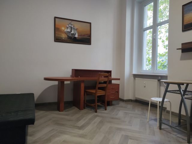 Mieszkanie 1-pokojowe Poznań Centrum, ul. Juliusza Słowackiego. Zdjęcie 4