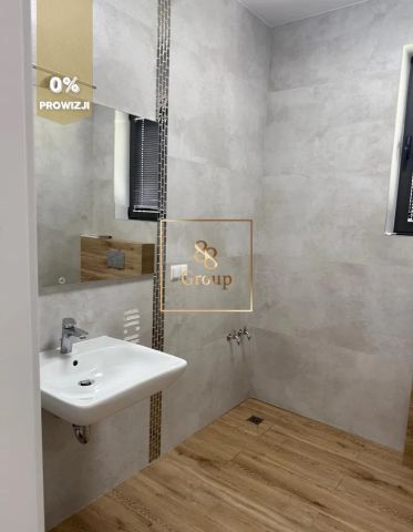 Hala/magazyn Dawidy Bankowe. Zdjęcie 5