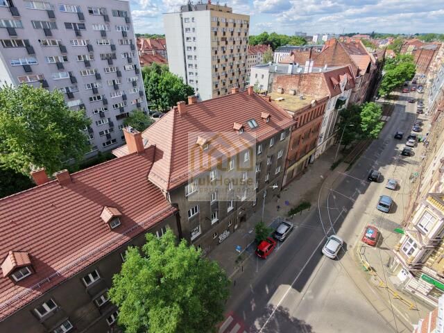 Mieszkanie 3-pokojowe Bytom Śródmieście, ul. Powstańców Warszawskich. Zdjęcie 8