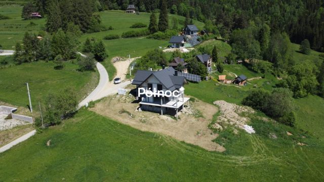 dom wolnostojący, 5 pokoi Knurów. Zdjęcie 4