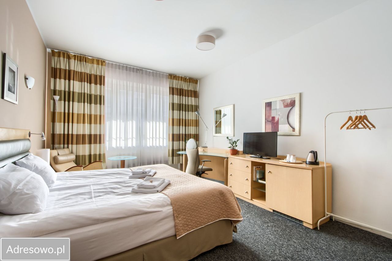 bliźniak, 10 pokoi Warszawa Mokotów, al. Wilanowska. Zdjęcie 2