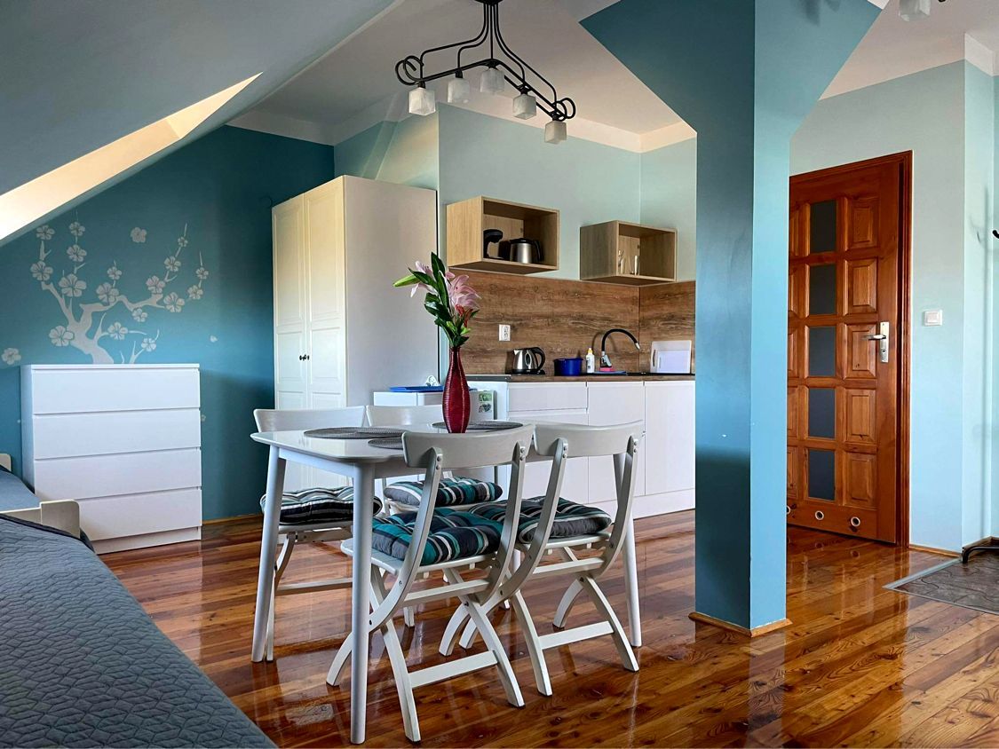 dom wolnostojący, 9 pokoi Mielenko, ul. Letnia. Zdjęcie 2