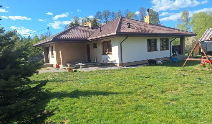 dom wolnostojący, 4 pokoje Łęka, Łęka