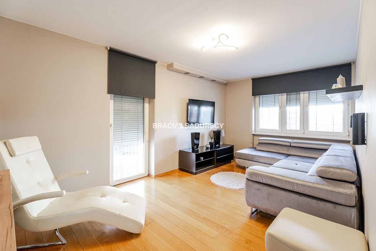 Mieszkanie 3-pokojowe Kraków Krowodrza, ul. Krowoderskich Zuchów. Zdjęcie 2