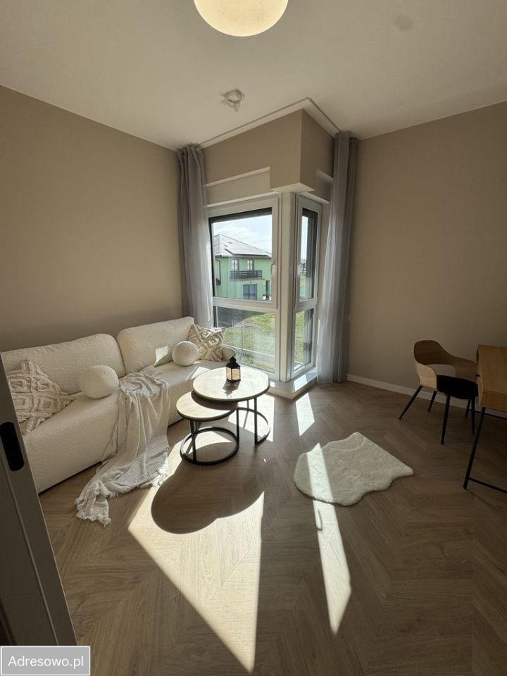 bliźniak, 4 pokoje Marki. Zdjęcie 8