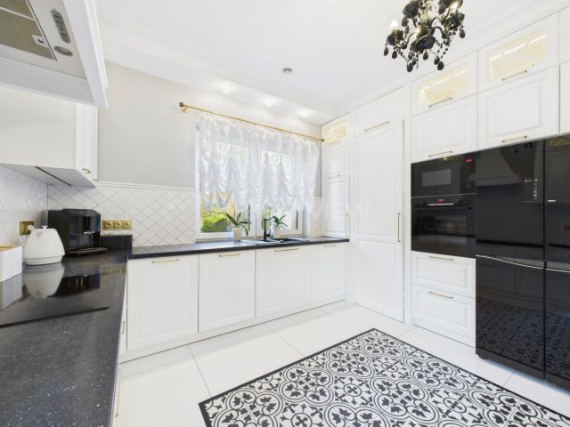 dom wolnostojący, 6 pokoi Marki, ul. Wenecka. Zdjęcie 4