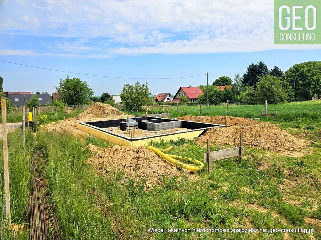 dom wolnostojący, 4 pokoje Poskwitów. Zdjęcie 11