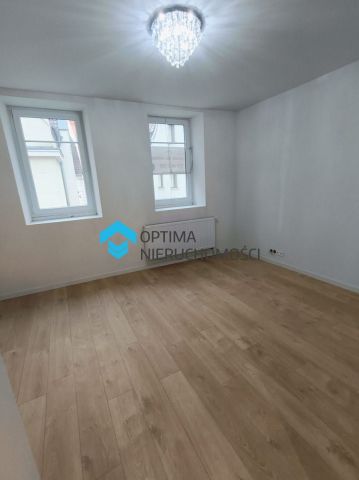 Mieszkanie 3-pokojowe Jelenia Góra. Zdjęcie 6