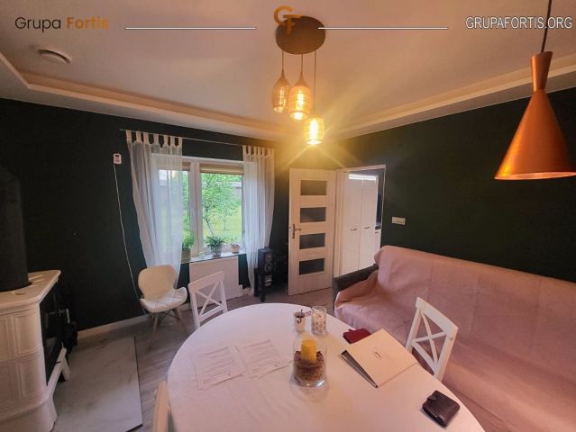 dom wolnostojący, 2 pokoje Charzowice. Zdjęcie 6