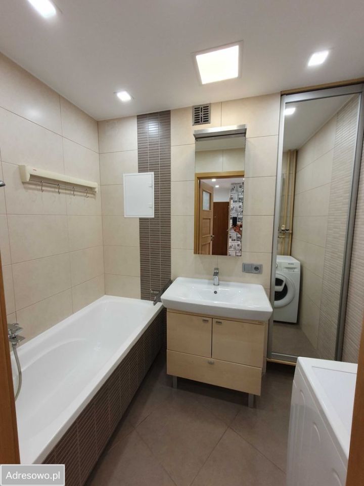 Mieszkanie 3-pokojowe Kraków Czyżyny, os. Dywizjonu 303. Zdjęcie 7