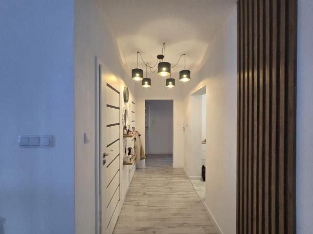 dom wolnostojący, 4 pokoje Sitne. Zdjęcie 9